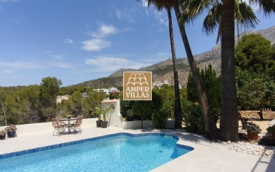An exclusive property, offering privacy and surrounded by nature